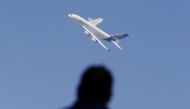An A380 Airbus flies during the International Air and Space Fair (FIDAE) at the international airport of Santiago March 26, 2014. REUTERS/Ivan Alvarado/Files.