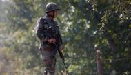 An Indian army soldier patrols along a highway on the outskirts of Srinagar, September 29, 2016. REUTERS/Danish Ismail