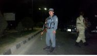 Afghan security forces keep watch at the site of an attack in Kabul, Afghanistan, August 24, 2016. (REUTERS / Omar Sobhani) 