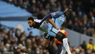 Tottenham's Mousa Dembele in action with Manchester City's Yaya Toure (Reuters / Jason Cairnduff)