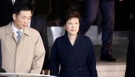 South Korea's ousted leader Park Geun-hye leaves a prosecutor's office in Seoul on March 21, 2017. AFP / POOL / KIM Hong-Ji
