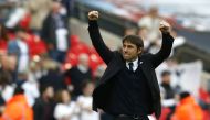 Chelsea's Italian head coach Antonio Conte celebrates after winning the FA Cup semi-final football match between Tottenham Hotspur and Chelsea at Wembley stadium in London on April 22, 2017.  AFP / Ian KINGTON 
