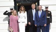 US President Donald Trump and First Lady Melania Trump welcome Israeli Prime Minister Benjamin Netanyahu and his wife Sara as they arrive at the White House in Washington, February 15, 2017 (AFP / Saul Loeb) 