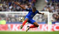 France's forward Kylian Mbappe controls the ball during the 2018 FIFA World Cup qualifying football match France vs Netherlands at the Stade de France in Saint-Denis, north of Paris, on August 31, 2017. / AFP / FRANCK FIFE