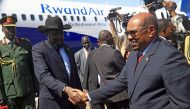 Sudan’s President Omar al-Bashir welcomes South Sudan's President Salva Kiir Mayardit at Khartoum airport, Sudan November 1, 2017. (REUTERS/Mohamed Nureldin Abdallah)