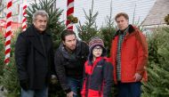 A still of the actors Will Ferrell, Mark Wahlberg and Mel Gibson from the Daddy's Home 2.