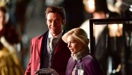 A still of the actors Hugh Jackman and Michelle Williams from the movie The Greatest Showman.