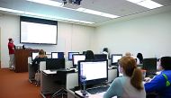 Students during the community classes of Georgetown University in Qatar. 