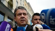 German Vice Chancellor and Foreign Minister Sigmar Gabriel gives a statement in front of the Bayerischer Hof hotel in Munich, southern Germany, venue of the 54th Munich Security Conference, on February 16, 2018. AFP / Thomas Kienzle 