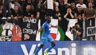Napoli's French defender Kalidou Koulibaly celebrates after scoring a goal during the Italian Serie A football match between Juventus and Napoli on April 22, 2018 at the Allianz Stadium in Turin. / AFP / MARCO BERTORELLO