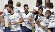 Argentina's forward Lionel Messi (C) attends a training session at the team's base camp in Bronnitsy, near Moscow, Russia on June 24, 2018. (AFP / JUAN MABROMATA)