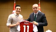 Turkish President Tayyip Erdogan meets with Arsenal's soccer player Mesut Ozil in London, Britain May 13, 2018. Picture taken May 13, 2018. Kayhan Ozer/Presidential Palace/ Reuters