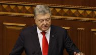  Ukrainian President Petro Poroshenko addresses lawmakers during an emergency session of Ukrainian Parliament in Kiev, Ukraine, on November 26, 2018. ( Vladimir Shtanko - Anadolu Agency )