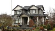 A home owned by the family of Huawei CFO Meng Wanzhou, who is being held on an extradition warrant, is pictured in Vancouver, British Columbia, Canada December 8, 2018. Reuters/David Ryder