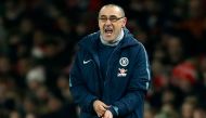 Chelsea's Italian head coach Maurizio Sarri gestures on the touchline during the English Premier League football match between Arsenal and Cheslea at the Emirates Stadium in London on January 19, 2019. AFP / IKIMAGES / Ian KINGTON / 