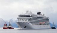 The cruise ship Viking Sky, that ran into trouble in stormy seas off Norway, reaches the port of Molde under its own steam on March 24, 2019.  AFP / NTB scanpix / Svein Ove Ekornesvaag 

