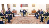 The Egyptian Presidency on August 1, 2019, shows Egyptian President Abdel Fattah al-Sisi (C) meeting with US Senior Advisor Jared Kushner (3rd-L) and his delegation in Cairo. 