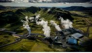 The Hellisheiði Geothermal Power Plant, which was the site of the original CarbFix project which injected approximately 200 tons of CO2 into the subsurface and fixed it as stable carbonate minerals.   Sigrg /CC BY-SA 4.0
