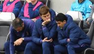Tottenham Hotspur manager Mauricio Pochettino talks with assistant coach Jesus Perez REUTERS/Toby Melville 