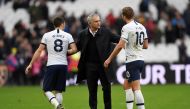 Tottenham Hotspur manager Jose Mourinho speaks with Tottenham Hotspur's Harry Kane and Harry Winks after the match Action Images via Reuters/Tony O'Brien
