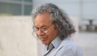 The billionaire founder of Insys Therapeutics Inc. John Kapoor, exits the federal court house after a bail hearing in Phoenix, Arizona , U.S., October 27, 2017. REUTERS/Conor Ralph/Files
