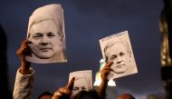 File photo: Supporters of WikiLeaks founder Julian Assange demonstrate in front of presidential palace regarding his Ecuadorian citizenship in Quito, Ecuador, October 31, 2018. Reuters / Daniel Tapia