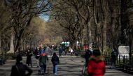 People enjoy the day at Central Park as the coronavirus disease (COVID-19) outbreak continues in New York, U.S., March 21, 2020. REUTERS/Eduardo Munoz