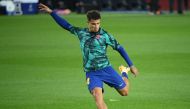 Barcelona's Brazilian midfielder Philippe Coutinho warms up before the UEFA Champions League football match between FC Barcelona and Ferencvarosi TC at the Camp Nou stadium in Barcelona on October 20, 2020. / AFP / LLUIS GENE