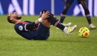Paris Saint-Germain's Brazilian forward Neymar reacts after getting tackled during the French L1 football match between Paris Saint-Germain (PSG) and Lyon (OL), on December 13, 2020 at the Parc des Princes stadium in Paris. / AFP / Franck Fife 