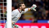 AS Roma's goalkeeper Morgan De Sanctis gestures during their Italian Serie A soccer match against Inter Milan at the San Siro stadium in Milan October 5, 2013. REUTERS/Giampiero Sposito/File Photo