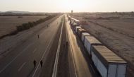 Demonstrators block a highway to Lima during a national transportation strike against gas prices and toll road rates, in Ica, Peru April 4, 2022. Reuters/Sebastian Castaneda
 