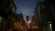 FILE PHOTO - People walk on a street in downtown Havana December 29, 2015. REUTERS/Alexandre Meneghini