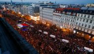 Demonstrators take part in a pro-government and anti-war protest rally in Prague, Czech Republic, October 30, 2022. (REUTERS/David W Cerny)