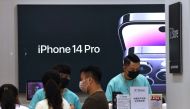 Customers visit an Apple store in Taipei, Taiwan, November 7, 2022. (REUTERS/Ann Wang)