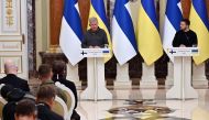 Ukrainian President Volodymyr Zelensky (right) his Finnish counterpart Sauli Niinisto hold a joint press conference following talks in Kiev, on January 24, 2023, amid Russia's military invasion on Ukraine. (Photo by Sergei SUPINSKY / AFP)