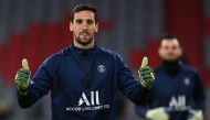 Paris Saint-Germain's Spanish goalkeeper Sergio Rico gives the thumbs up during warm up prior to the UEFA Champions League quarter-final first leg football match between FC Bayern Munich and Paris Saint-Germain (PSG) in Munich, southern Germany, on April 7, 2021. (Photo by Christof Stache / AFP)