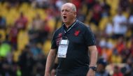 Brazil's Athletico Paranaense coach Luiz Felipe Scolari gives instructions during the Copa Libertadores final football match between Brazilian teams Flamengo and Athletico Paranaense at the Isidro Romero Carbo Monumental Stadium in Guayaquil, Ecuador, on October 29, 2022. (Photo by Luis Acosta / AFP)