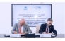 UNHCR Representative to Qatar Ahmed Mohsen (left), and Dean of the College of Islamic Studies Dr. Recep Şentürk  (right) at the signing of the renewed MoU between UNHCR and HBKU in Doha.

