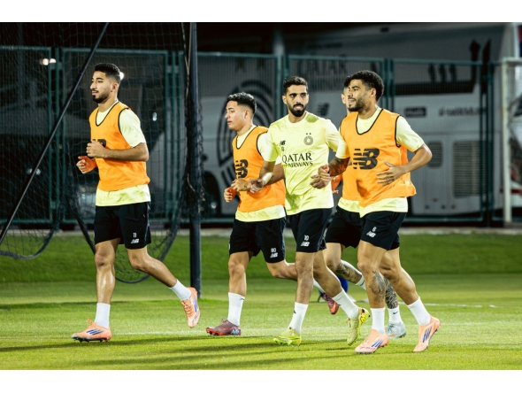 Al Sadd players attend a training session ahead of Qatar Clasico