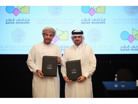 CEO of Qatar Museums Mohammed Saad Al Rumaihi (right) and Director General of the Oman Across Ages Museum Al Yaqdhan bin Abdullah Al Harthi at the agreement signing ceremony. 