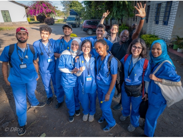 WCM-Q students during medical service-learning trip in Tanzania. 