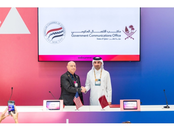 GCO Director and Chairman of the Permanent Web Summit Organizing Committee H E Sheikh Jassim bin Mansour bin Jabor Al-Thani and Chairman of AmCham Jay Turk during the MoU signing.