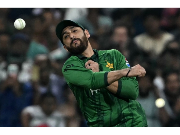 Pakistan's captain Salman Agha fields during the 2026 ICC Men's T20 Cricket World Cup group stage match between Pakistan and USA in Colombo on February 10, 2026. (Photo by Ishara S.Kodikara / AFP)