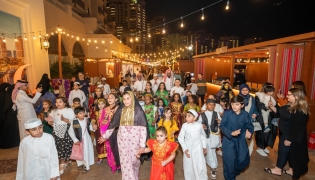 The Bazaar will welcome visitors daily from 8pm to 12am midnight, with extended operating hours until 1am on weekends. (File photo)