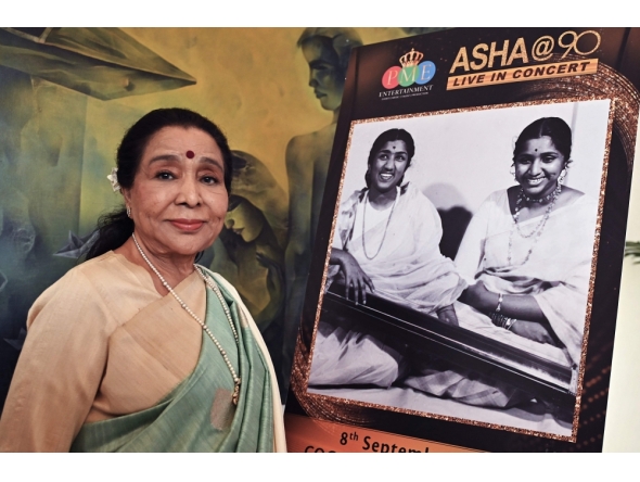 (Files) Bollywood playback singer Asha Bhosle attends a press conference in Mumbai on August 8, 2023, to announce her 90th Live concert in Dubai. (Photo by Sujit Jaiswal / AFP)