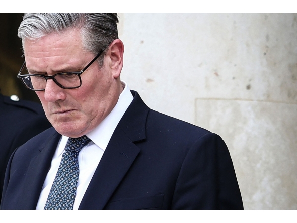 Britain's Prime Minister Keir Starmer reacts as he prepares to leave the Elysee Presidential Palace in Paris on April 17, 2026. Photo by Tom Nicholson / POOL / AFP