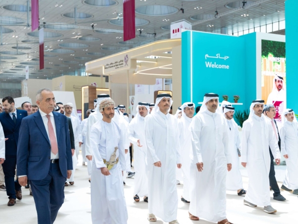 Prime Minister and Minister of Foreign Affairs H E Sheikh Mohammed bin Abdulrahman bin Jassim Al Thani inaugurating the 35th edition of the Doha International Book Fair at DECC yesterday.