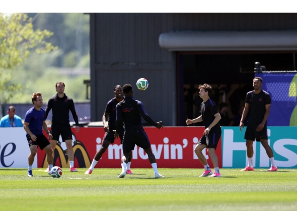 Players of the United States participate in a training session.