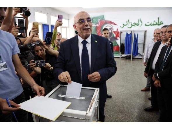 Head of Algeria's Islamist Movement of Society for Peace (MSP) Abdelaali Hassani Cherif casts his ballot during parliamentary elections in Algiers on July 2, 2026. (Photo by AFP)