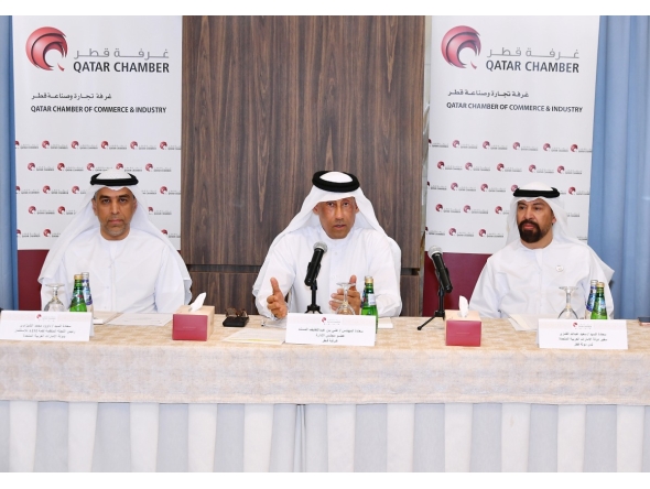 QC Board Member Eng. Ali bin Abdullatif Al-Misned; UAE Ambassador to Qatar, H E Saeed Abdullah Al Qamzi; and AIM Congress Organising Committee Chairman Dawood Al Shezawi during the meeting.
